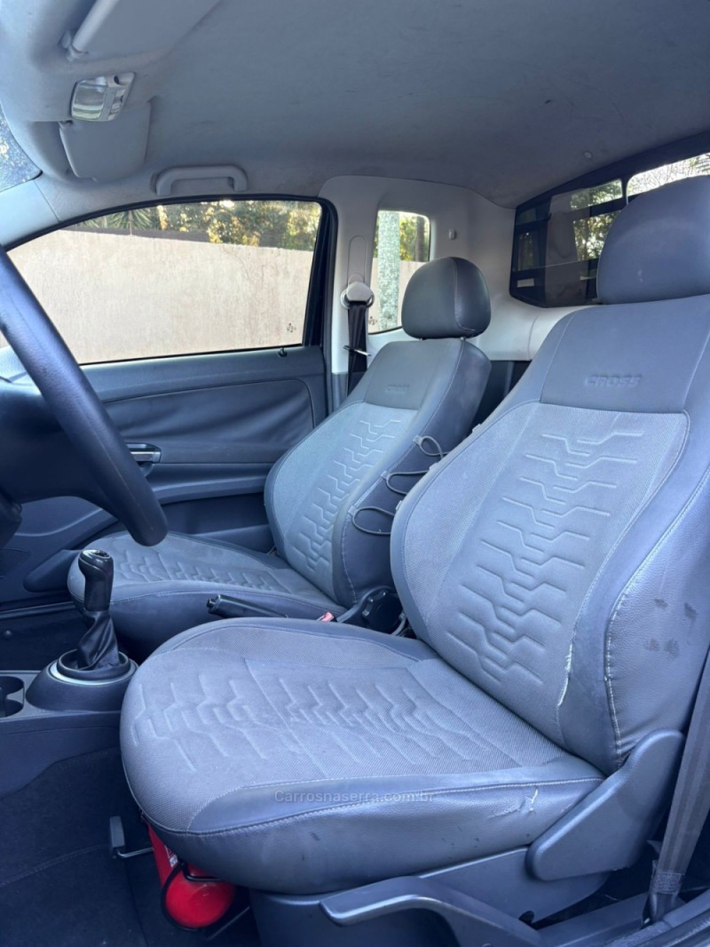 SAVEIRO 1.6 CROSS CE 8V FLEX 2P MANUAL - 2012 - PORTãO