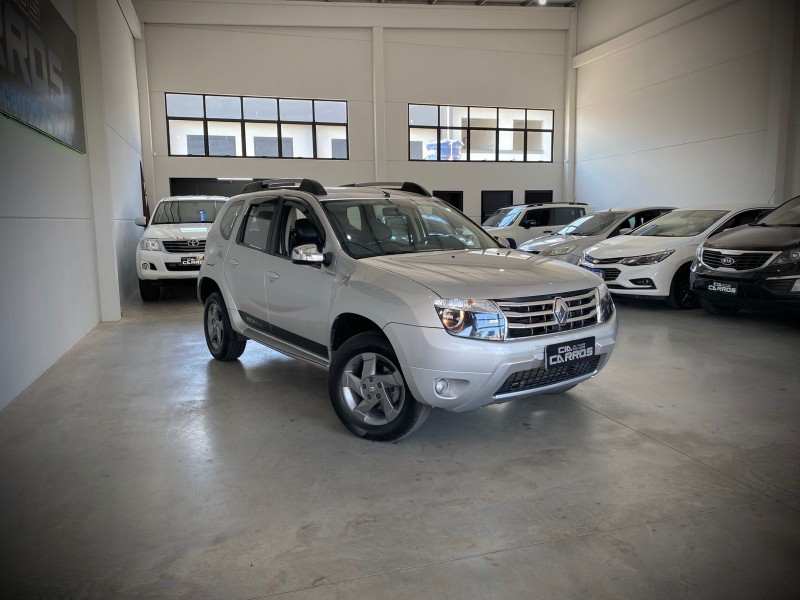 DUSTER 2.0 DYNAMIQUE 4X2 16V FLEX 4P AUTOMÁTICO