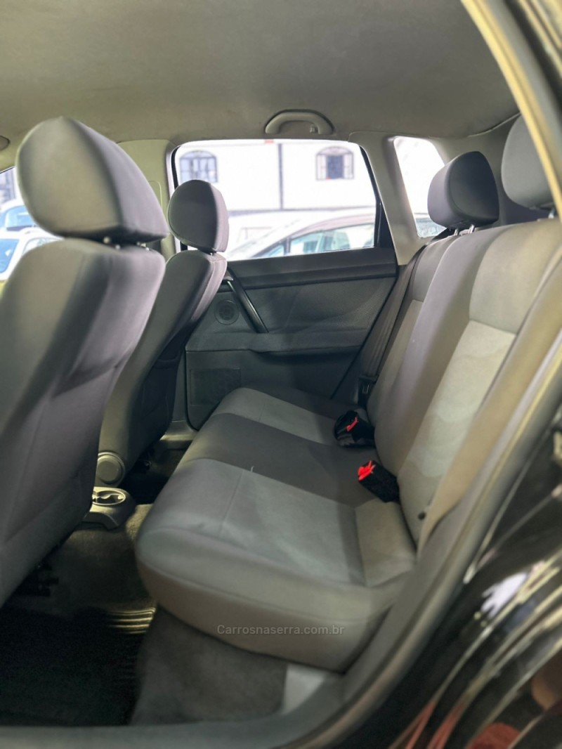 POLO 1.6 MI 8V FLEX 4P MANUAL - 2009 - PASSO FUNDO