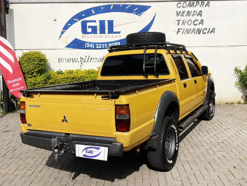 L200 SAVANA 2.5 4X4 CD 8V TURBO DIESEL 4P MANUAL - 2006 - CAXIAS DO SUL
