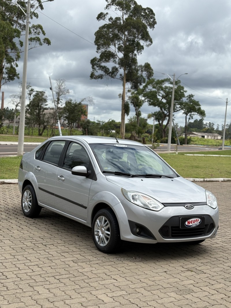 fiesta 1.6 se sedan 16v flex 4p manual 2014 lajeado