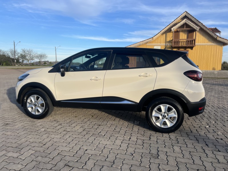 CAPTUR 1.6 LIFE 16V FLEX 4P AUTOMÁTICO - 2021 - ANTôNIO PRADO