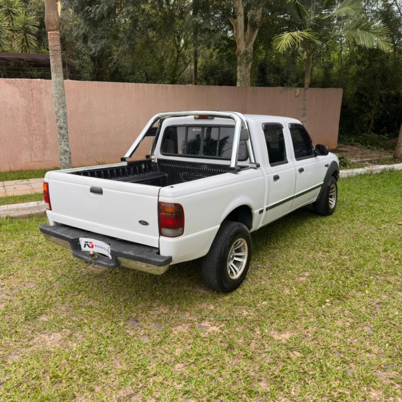 RANGER 2.5 XLT 4X2 CD 8V TURBO INTERCOOLER DIESEL 4P MANUAL - 2001 - PORTãO