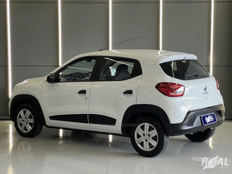KWID 1.0 12V SCE FLEX ZEN MANUAL - 2020 - SAPIRANGA