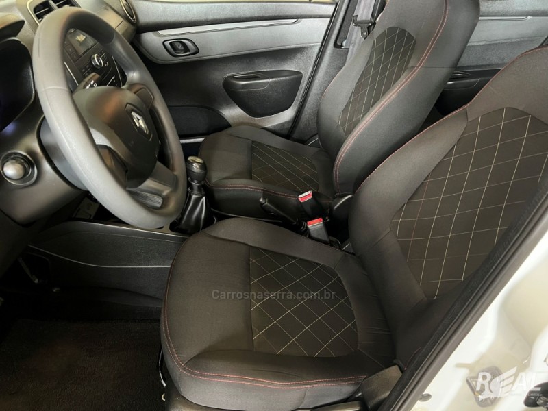 KWID 1.0 12V SCE FLEX ZEN MANUAL - 2020 - SAPIRANGA