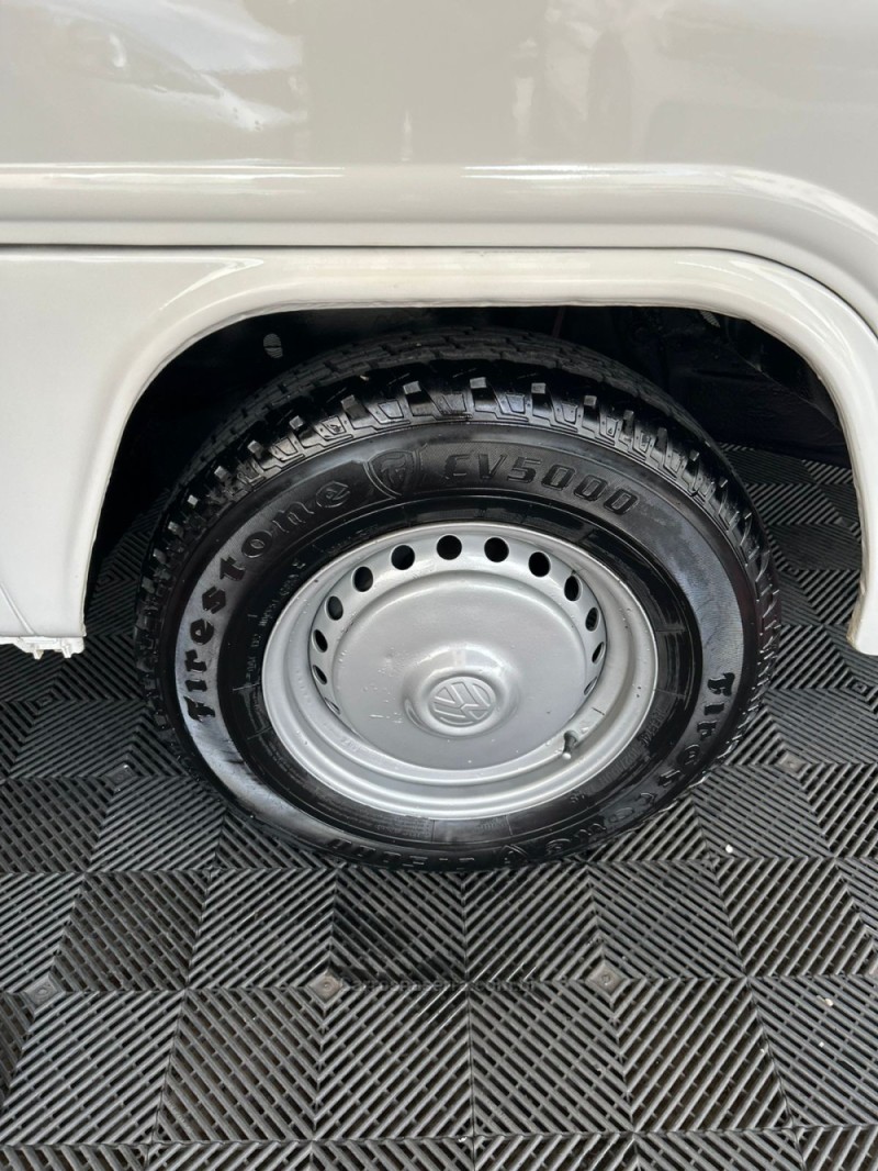 KOMBI 1.4 MI FURGÃO 8V FLEX 3P MANUAL - 2014 - PASSO FUNDO