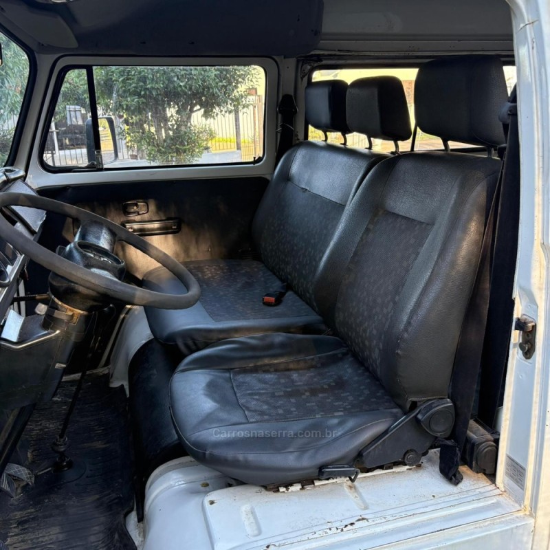 KOMBI 1.4 MI STD LOTAÇÃO 8V FLEX 3P MANUAL - 2009 - PORTãO