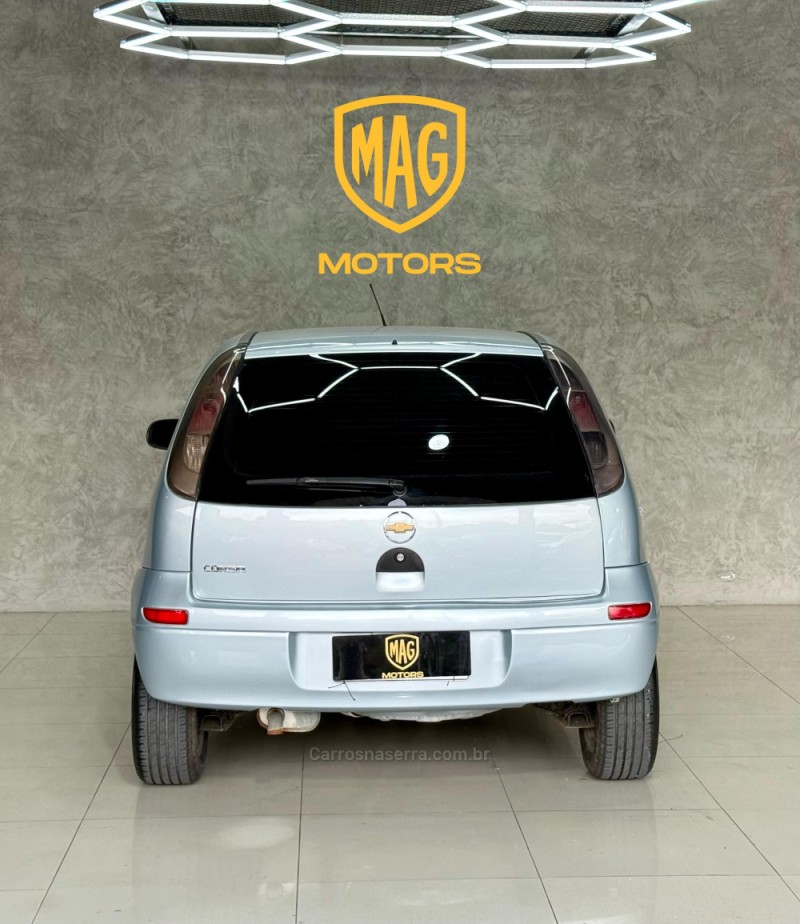 CORSA 1.4 MPFI PREMIUM 8V FLEX 4P MANUAL - 2009 - CAXIAS DO SUL