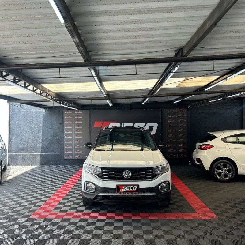 T-CROSS 1.4 HIGHLINE TSI 16V FLEX 4P AUTOMÁTICO - 2020 - PASSO FUNDO