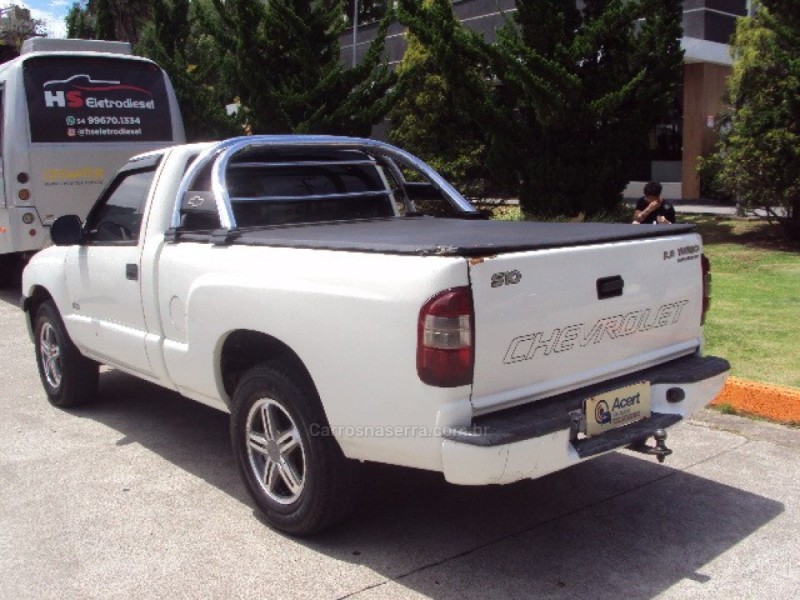 S10 2.8 STD 4X2 CS 12V TURBO INTERCOOLER DIESEL 2P MANUAL - 2001 - CAXIAS DO SUL
