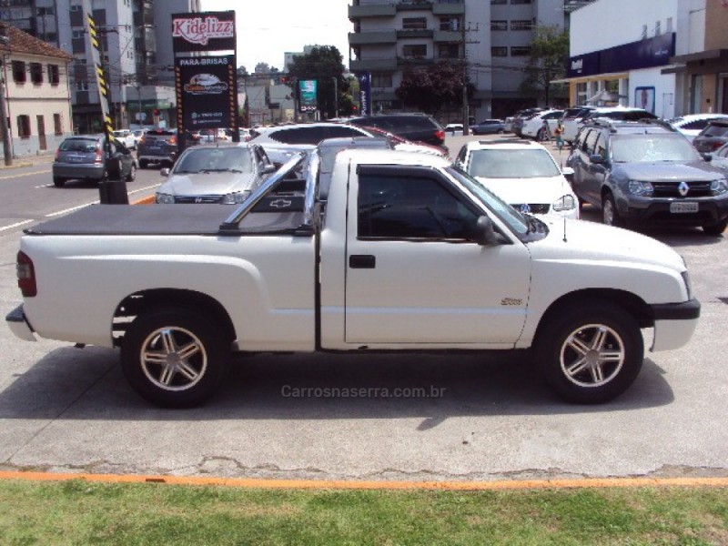 S10 2.8 STD 4X2 CS 12V TURBO INTERCOOLER DIESEL 2P MANUAL - 2001 - CAXIAS DO SUL