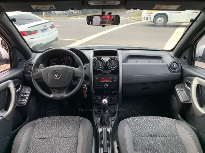 DUSTER 1.6 EXPRESSION 4X2 16V FLEX 4P MANUAL - 2018 - CAXIAS DO SUL