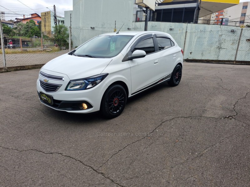 ONIX 1.4 MPFI LT 8V FLEX 4P MANUAL - 2013 - BENTO GONçALVES