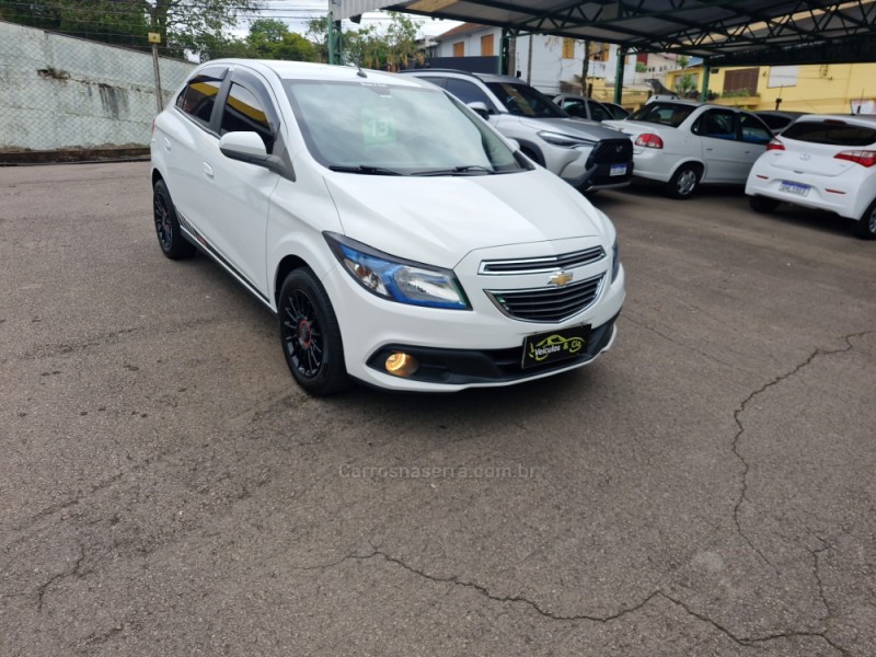 ONIX 1.4 MPFI LT 8V FLEX 4P MANUAL - 2013 - BENTO GONçALVES