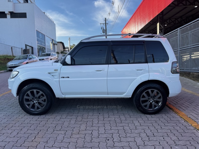 pajero tr4 2.0 4x4 16v 140cv flex 4p automatico 2013 feliz