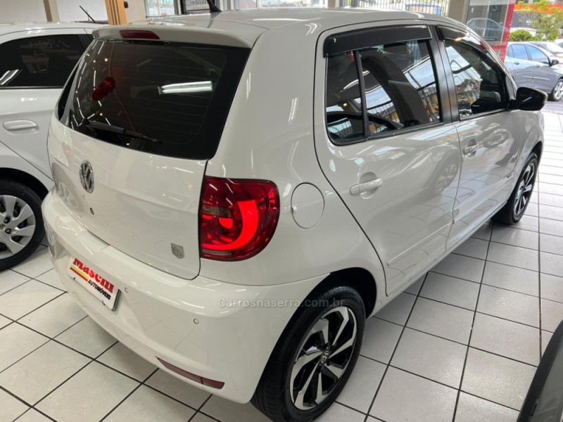 FOX 1.0 MI TREND 8V FLEX 4P MANUAL - 2011 - CAXIAS DO SUL