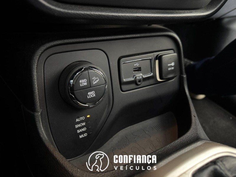 RENEGADE 2.0 16V TURBO DIESEL SPORT 4P 4X4 AUTOMÁTICO - 2016 - BENTO GONçALVES