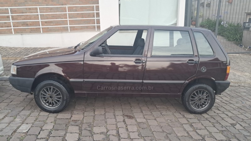 UNO 1.0 MPI MILLE FIRE 8V FLEX 4P MANUAL - 2002 - FELIZ