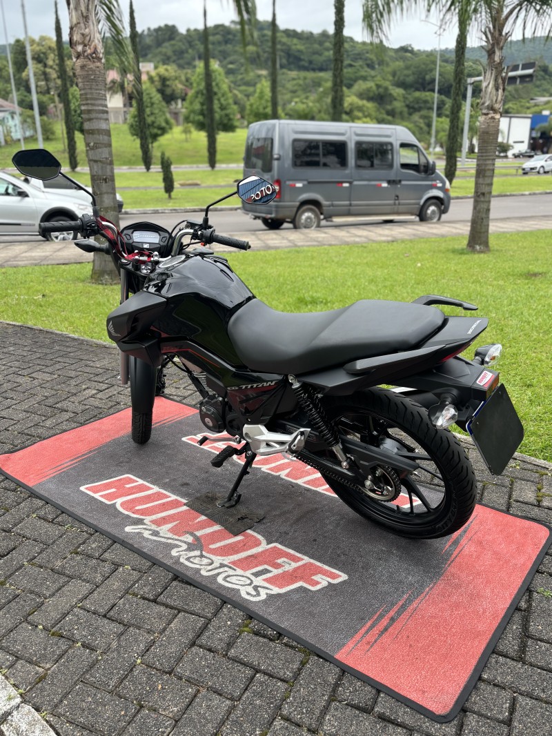 CG 160 TITAN - 2024 - FELIZ