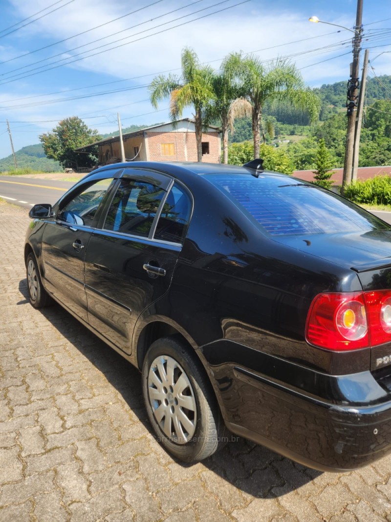 polo 1.6 mi 8v e flex 4p manual 2011 feliz