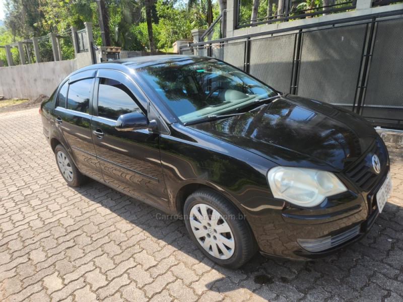 POLO 1.6 MI 8V E-FLEX 4P MANUAL - 2011 - FELIZ