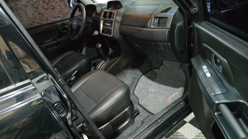 PAJERO TR4 2.0 4X4 16V 140CV FLEX 4P AUTOMÁTICO - 2009 - FARROUPILHA