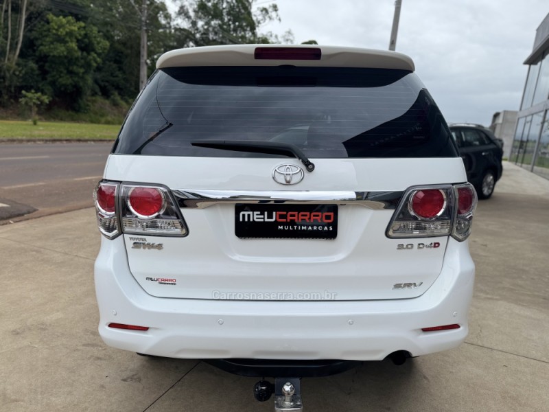 HILUX SW4 3.0 SRV 4X4 16V TURBO INTERCOOLER DIESEL 4P AUTOMÁTICO - 2014 - LAJEADO