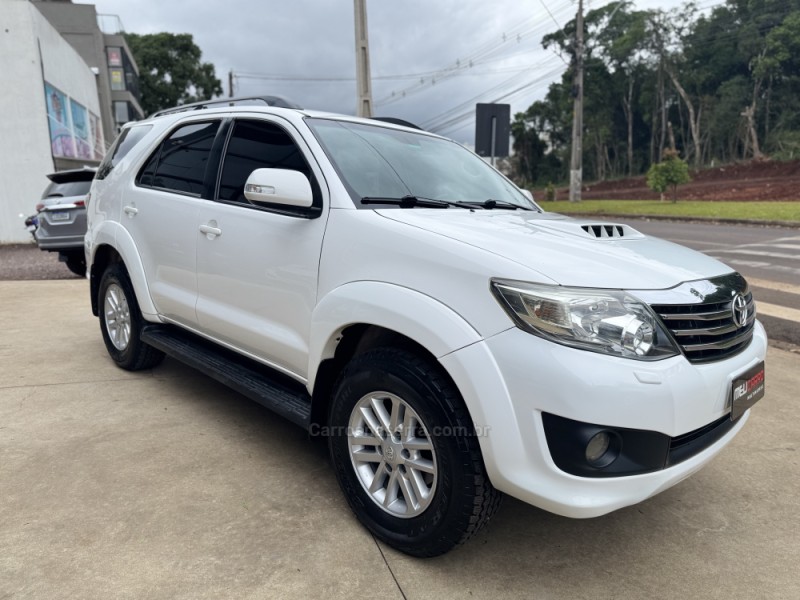 HILUX SW4 3.0 SRV 4X4 16V TURBO INTERCOOLER DIESEL 4P AUTOMÁTICO - 2014 - LAJEADO