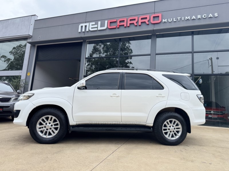 HILUX SW4 3.0 SRV 4X4 16V TURBO INTERCOOLER DIESEL 4P AUTOMÁTICO - 2014 - LAJEADO