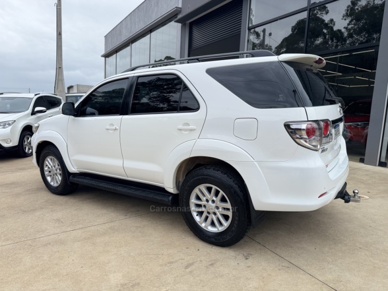 HILUX SW4 3.0 SRV 4X4 16V TURBO INTERCOOLER DIESEL 4P AUTOMÁTICO - 2014 - LAJEADO