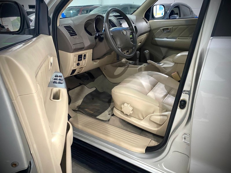 HILUX SW4 3.0 SRV 4X4 16V TURBO INTERCOOLER DIESEL 4P AUTOMÁTICO - 2006 - LAJEADO