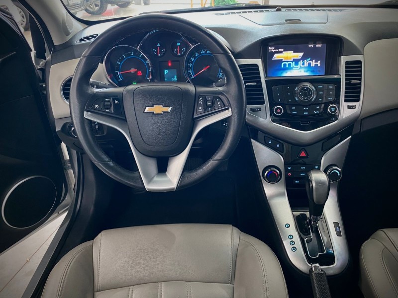 CRUZE 1.8 LTZ 16V FLEX 4P AUTOMÁTICO - 2014 - LAJEADO