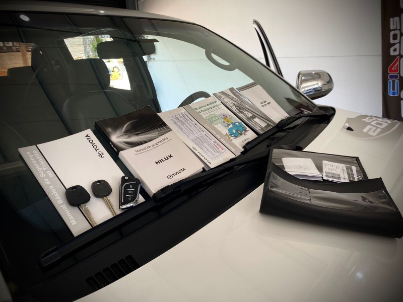 HILUX 2.7 SRV 4X2 CD 16V FLEX 4P AUTOMÁTICO - 2015 - LAJEADO