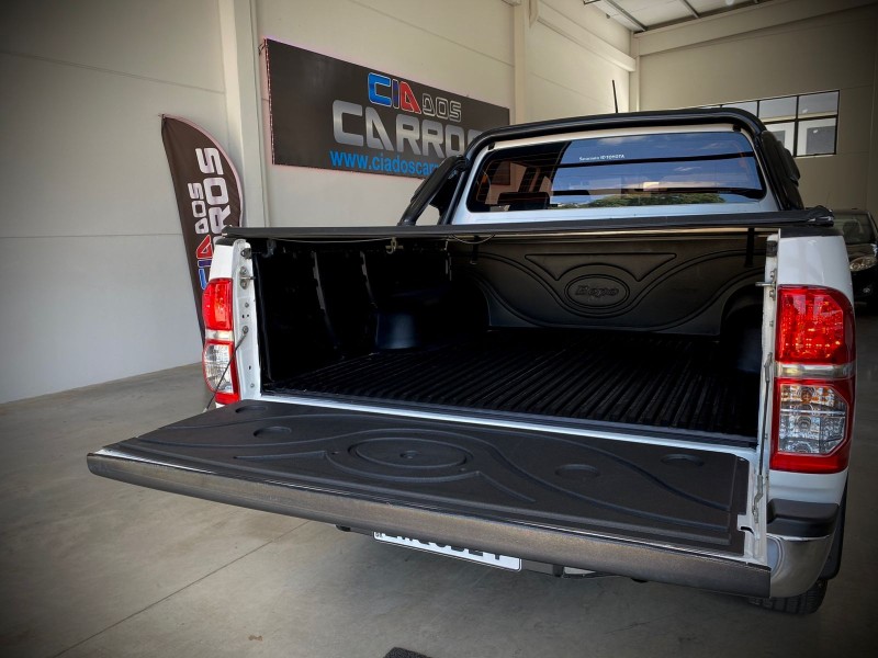 HILUX 2.7 SRV 4X2 CD 16V FLEX 4P AUTOMÁTICO - 2015 - LAJEADO