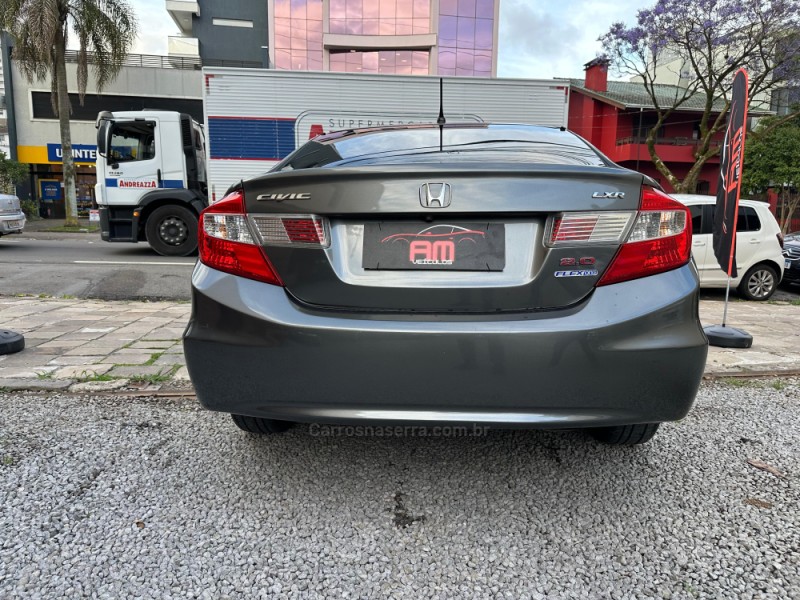 CIVIC 2.0 LXR 16V FLEX 4P AUTOMÁTICO - 2014 - CAXIAS DO SUL