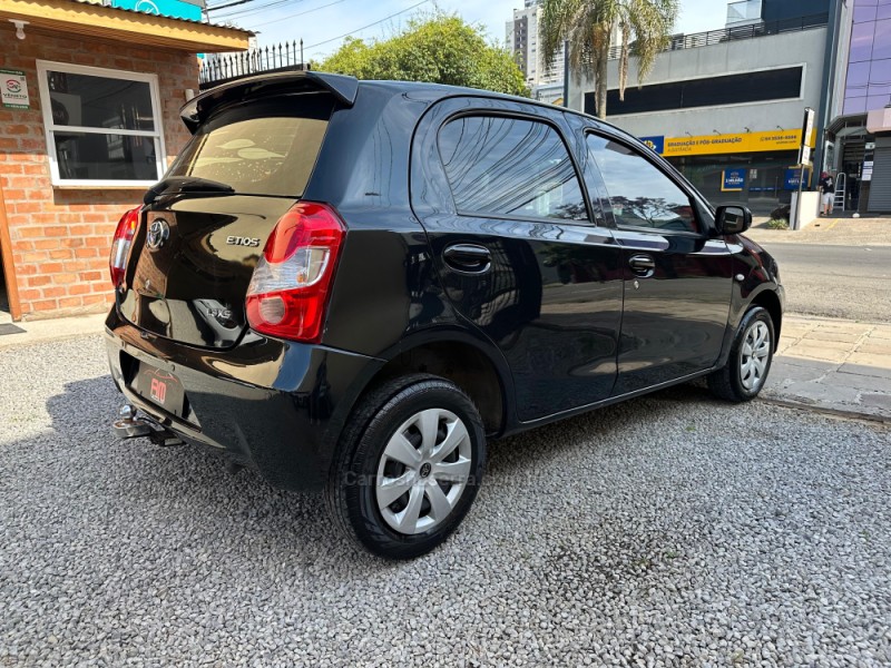 ETIOS 1.3 XS 16V FLEX 4P MANUAL - 2013 - CAXIAS DO SUL