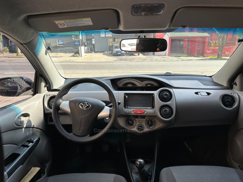 ETIOS 1.3 XS 16V FLEX 4P MANUAL - 2013 - CAXIAS DO SUL
