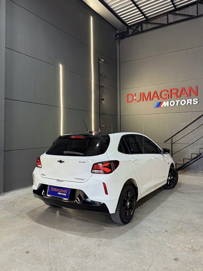 ONIX 1.0 PREMIER 12V TURBO FLEX 4P AUTOMÁTICO - 2021 - PASSO FUNDO