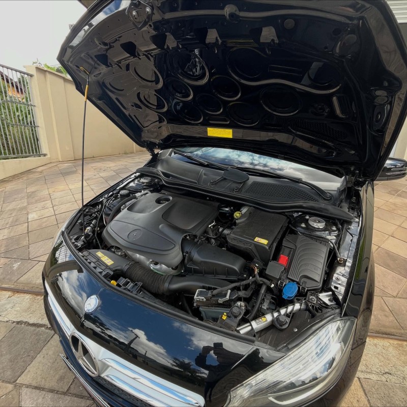 A 200 1.6 TURBO URBAN 16V GASOLINA 4P AUTOMÁTICO - 2015 - NOVA PETRóPOLIS