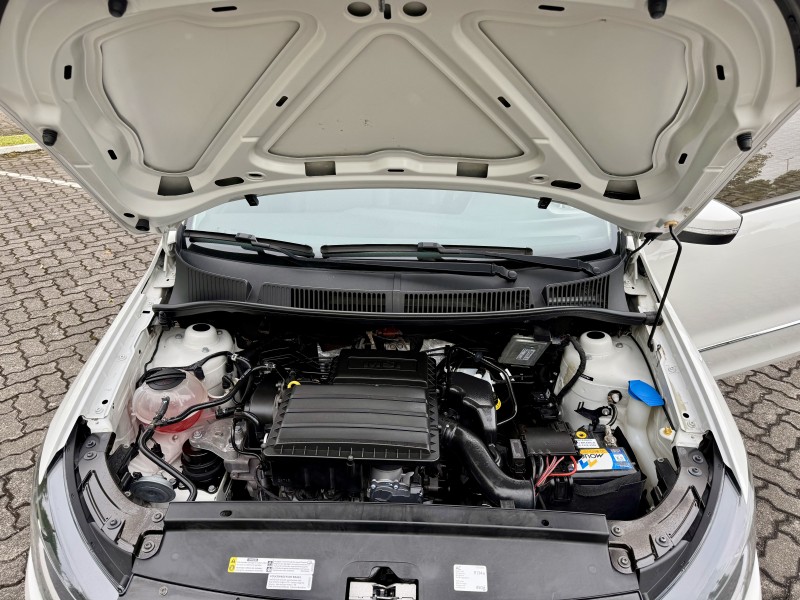 FOX 1.6 MSI HIGHLINE 16V FLEX 4P MANUAL - 2016 - CAXIAS DO SUL