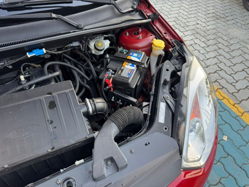 FIESTA 1.6 ROCAM SE 8V FLEX 4P MANUAL - 2014 - ESTâNCIA VELHA