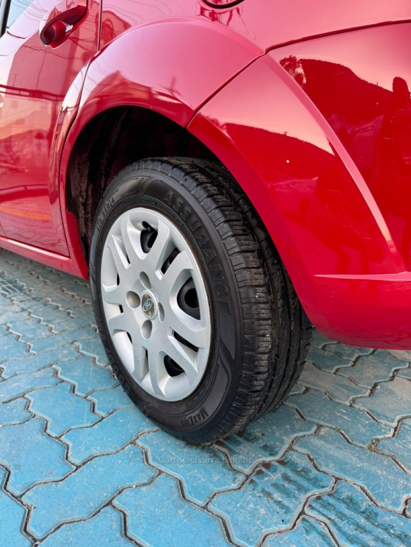 FIESTA 1.6 ROCAM SE 8V FLEX 4P MANUAL - 2014 - ESTâNCIA VELHA