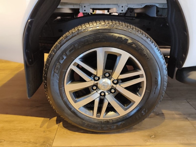 HILUX 2.8 SRX 4X4 CD 16V DIESEL 4P AUTOMÁTICO - 2017 - ERECHIM