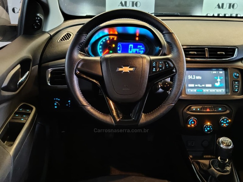 ONIX 1.4 MPFI LTZ 8V FLEX 4P MANUAL - 2018 - NOVO HAMBURGO