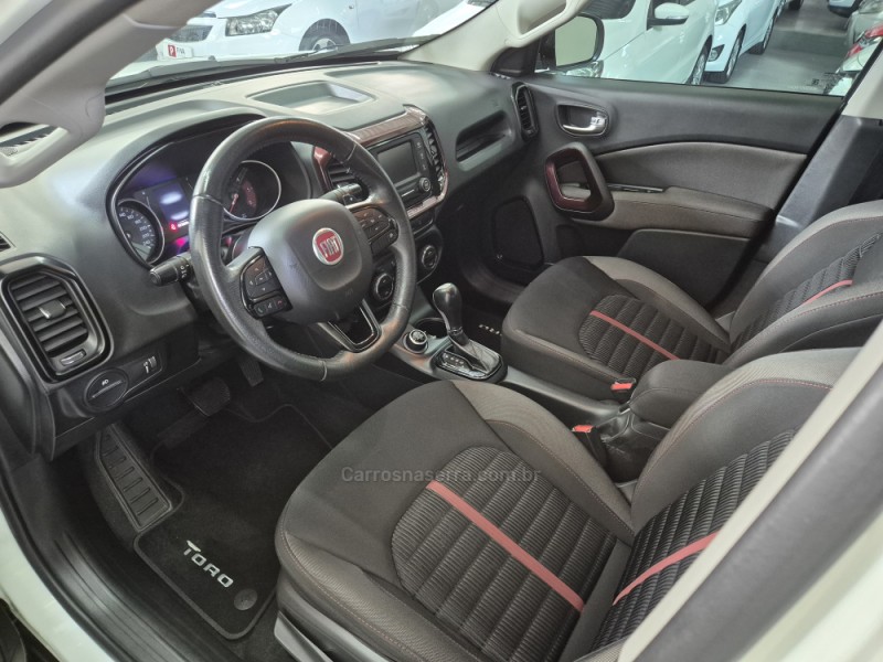 TORO 2.0 16V TURBO DIESEL FREEDOM 4WD AT9 AUTOMÁTICO - 2019 - GARIBALDI