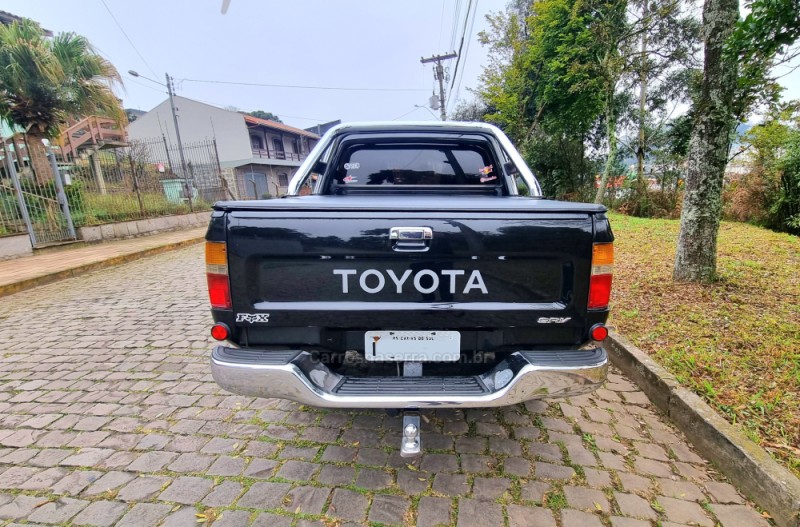 HILUX 3.0 SRV 4X2 CD 8V DIESEL 4P MANUAL - 2002 - CAXIAS DO SUL