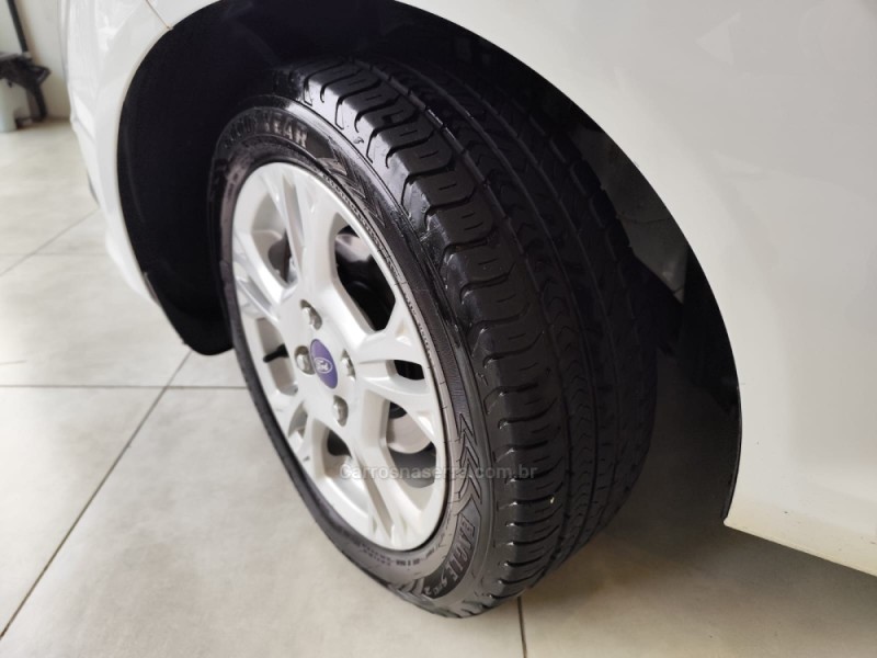 FIESTA 1.6 SE HATCH 16V FLEX 4P AUTOMÁTICO - 2014 - BENTO GONçALVES