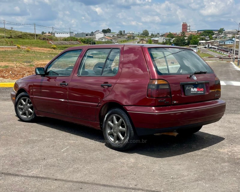 GOLF 1.8 MI GL 8V GASOLINA 4P MANUAL - 1998 - VACARIA