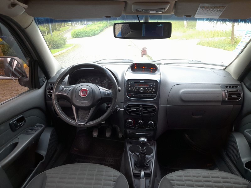 PALIO 1.8 MPI ADVENTURE WEEKEND 16V FLEX 4P MANUAL - 2015 - FARROUPILHA