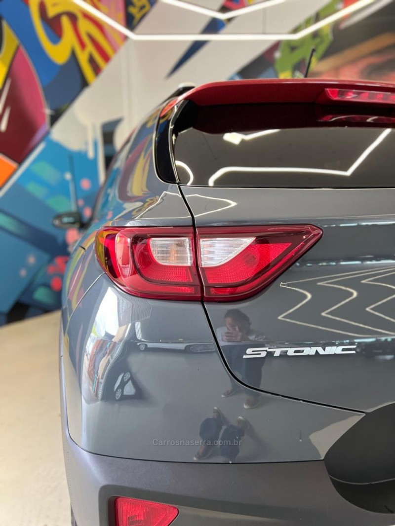 STONIC 1.0 TGDI SX HÍBRIDO 4P AUTOMÁTICO - 2022 - NOVO HAMBURGO